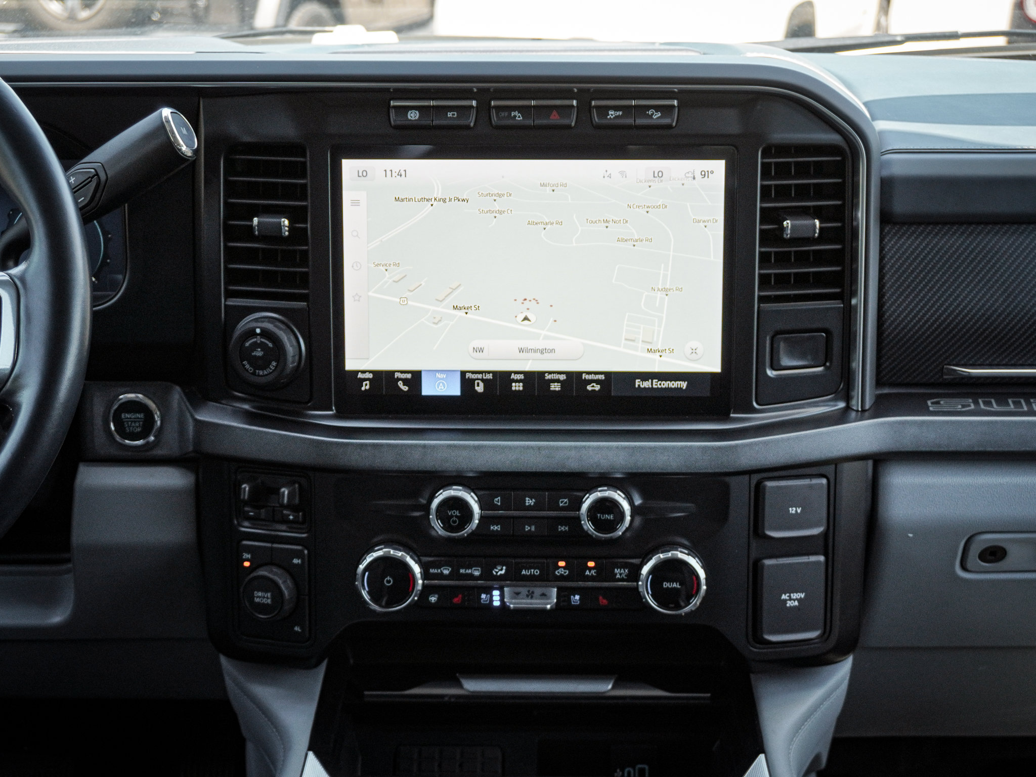 Used 2024 Ford F450 Limited w/ FX4 Off-Road Package AWD/4WD image 31