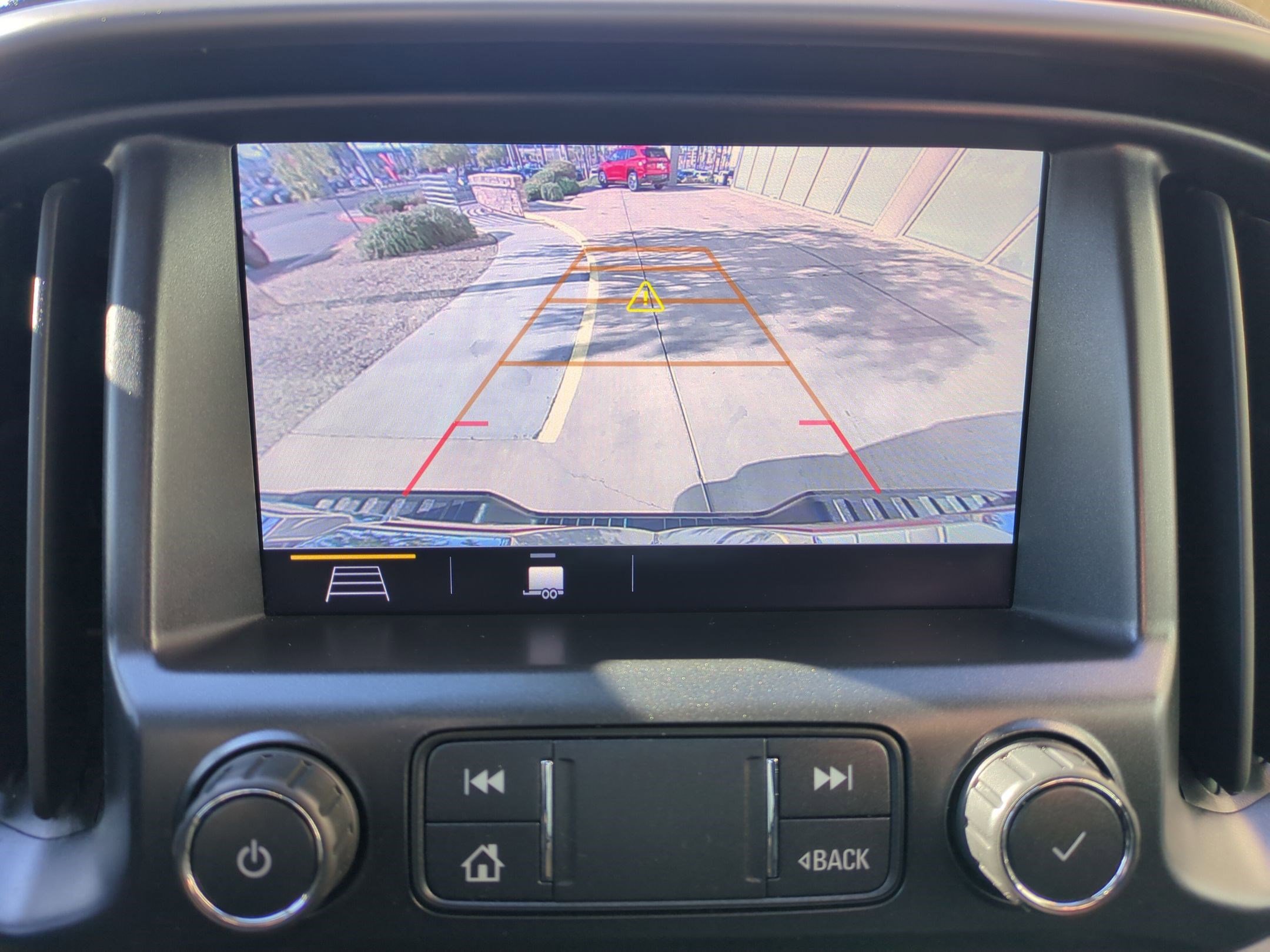 Certified 2021 GMC Canyon AT4 w/ Driver Alert Package image 18