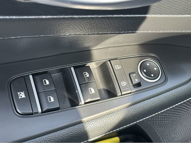 Certified 2023 Kia Forte GT-Line w/ GT-Line Technology Package image 36