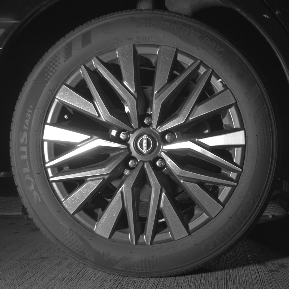 Used 2025 Nissan Altima 2.5 SV image 15