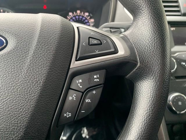 Used 2017 Ford Fusion SE FWD image 19