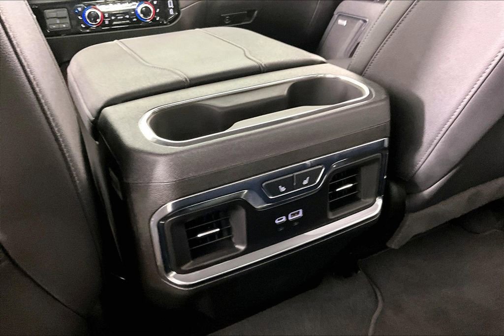 Used 2025 GMC Sierra 2500 SLT w/ SLT Premium Package AWD/4WD image 11