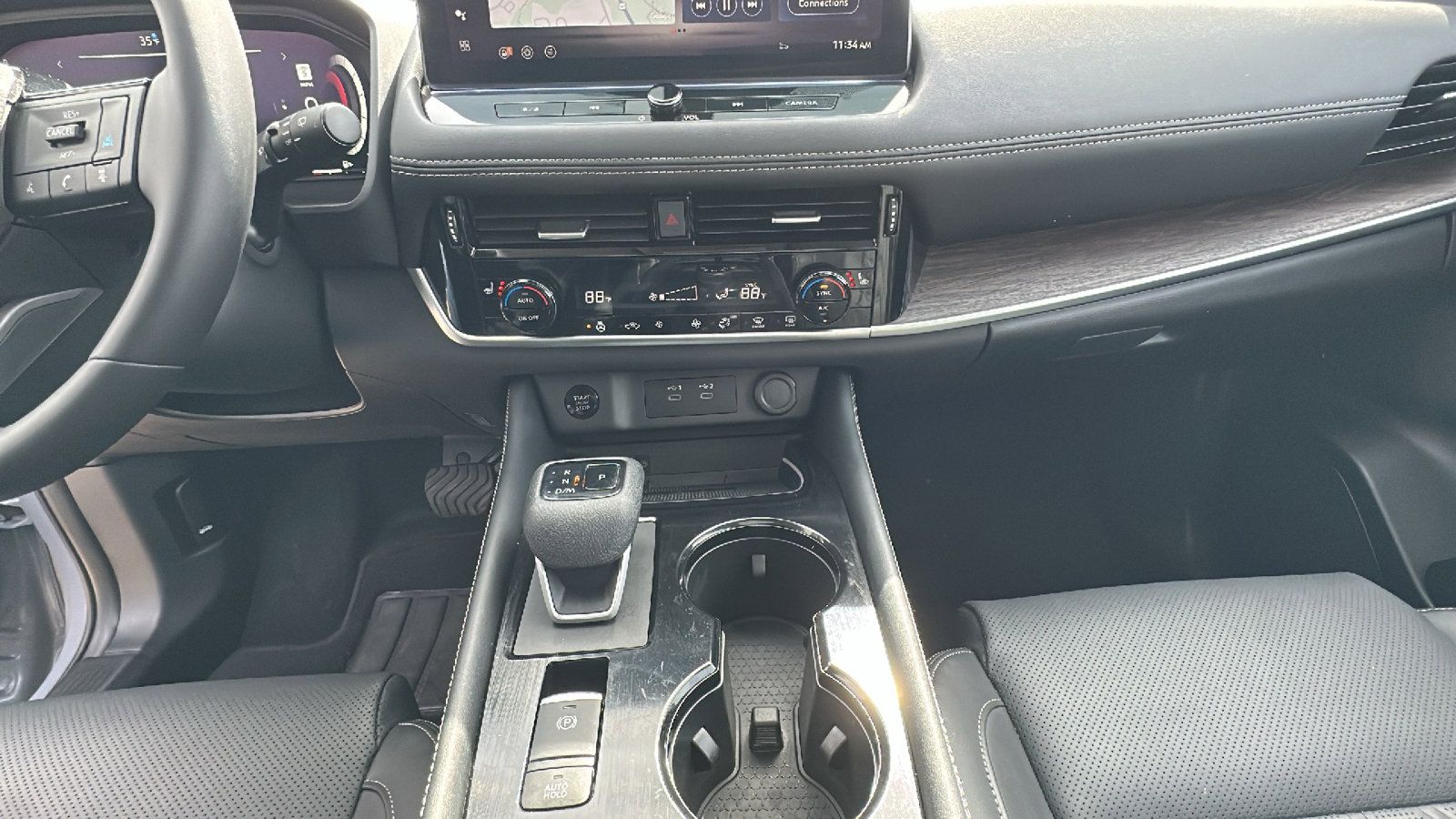 Certified 2025 Nissan Rogue Platinum image 20