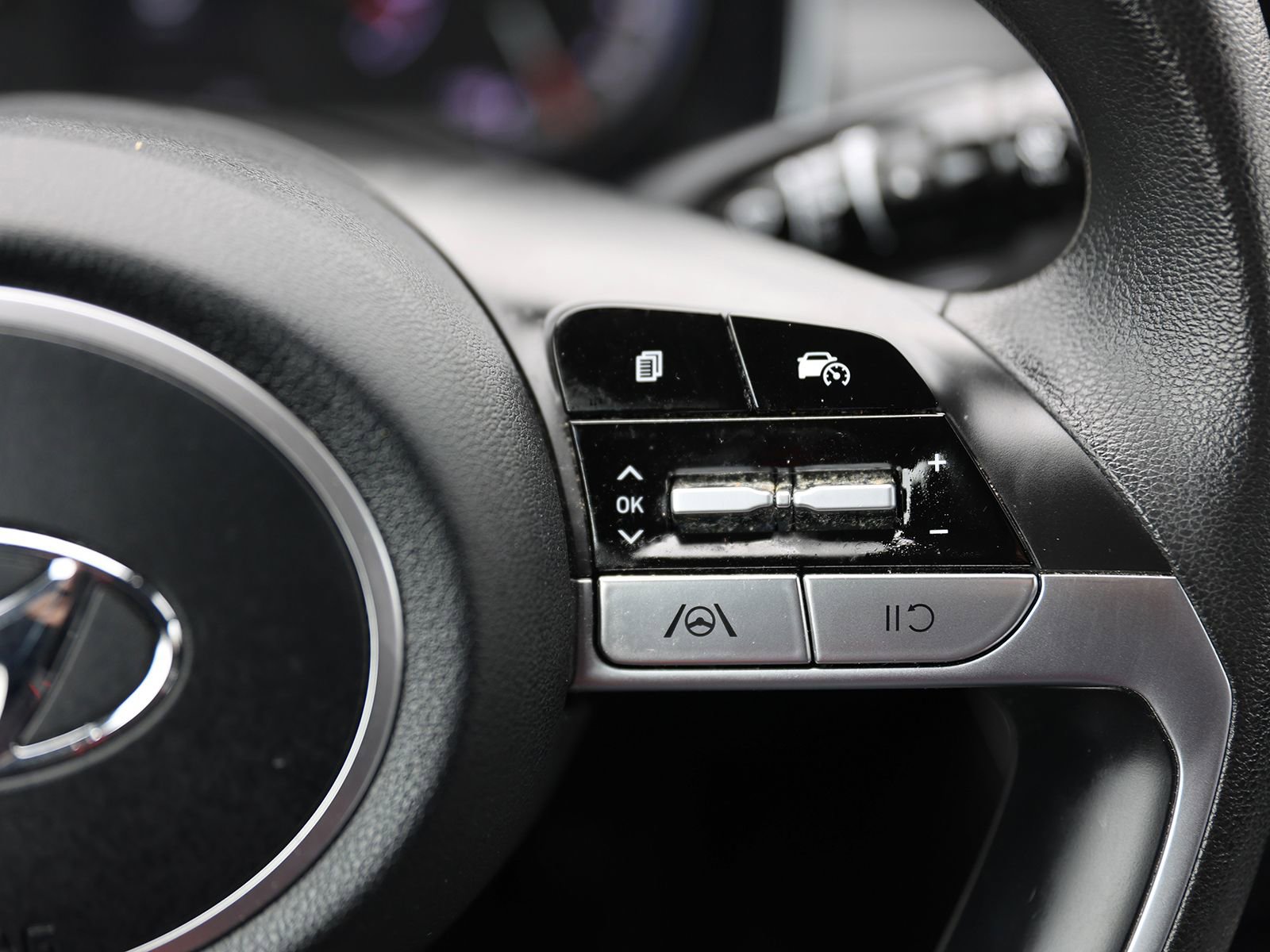 Certified 2023 Hyundai Santa Cruz SEL image 36