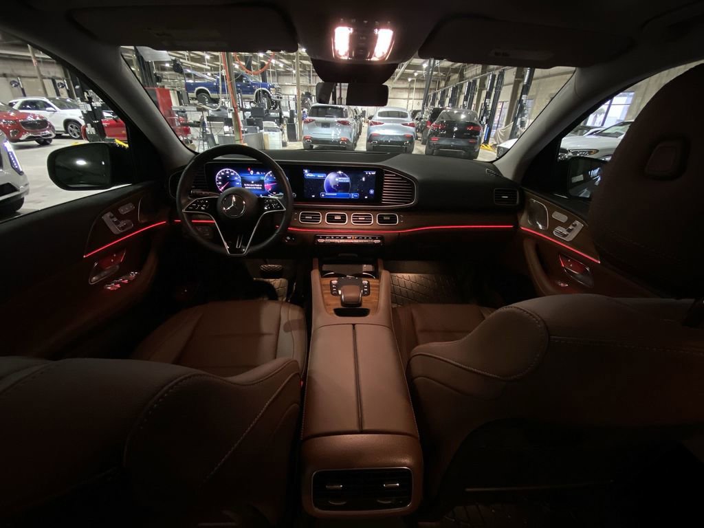 New 2025 Mercedes-Benz GLE 350 4MATIC image 2