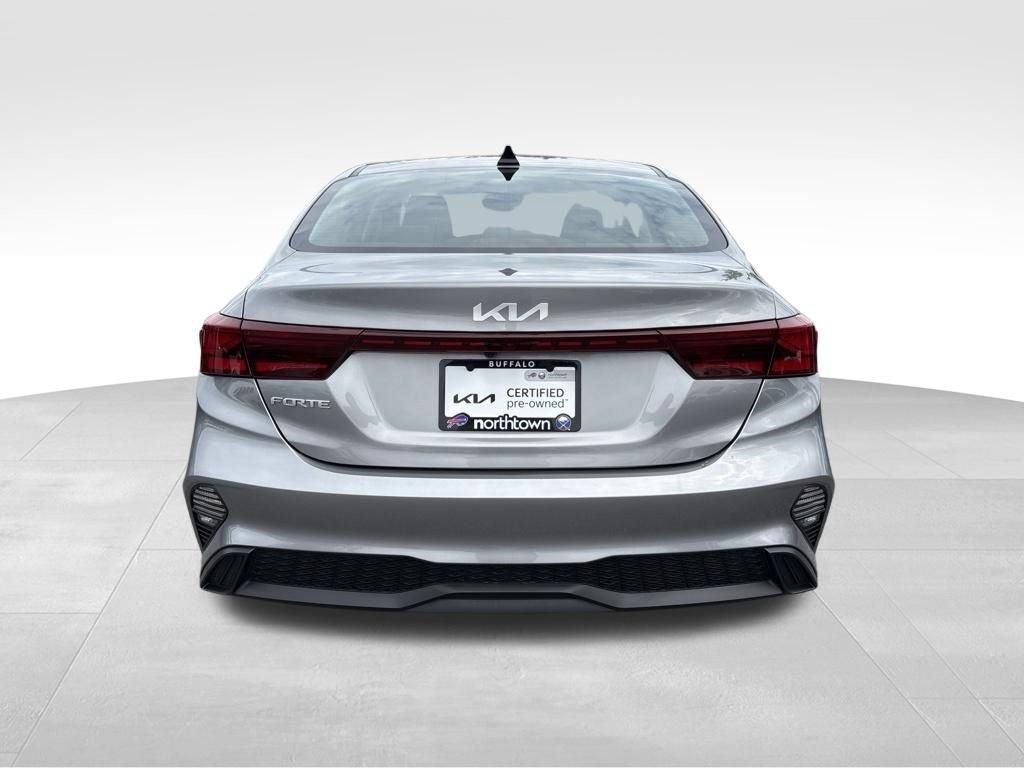 Certified 2024 Kia Forte LXS FWD image 8