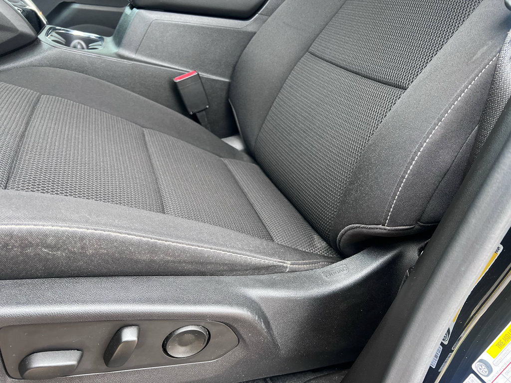 Used 2024 GMC Canyon Elevation w/ Convenience Package image 19