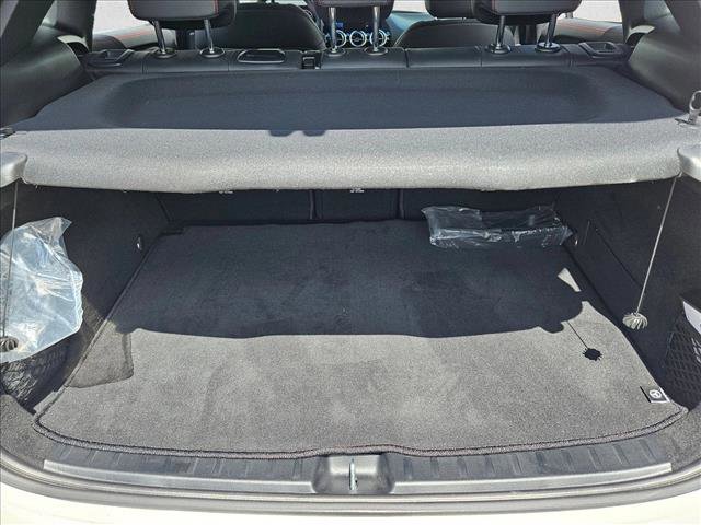 Used 2025 Mercedes-Benz GLA 250 image 6