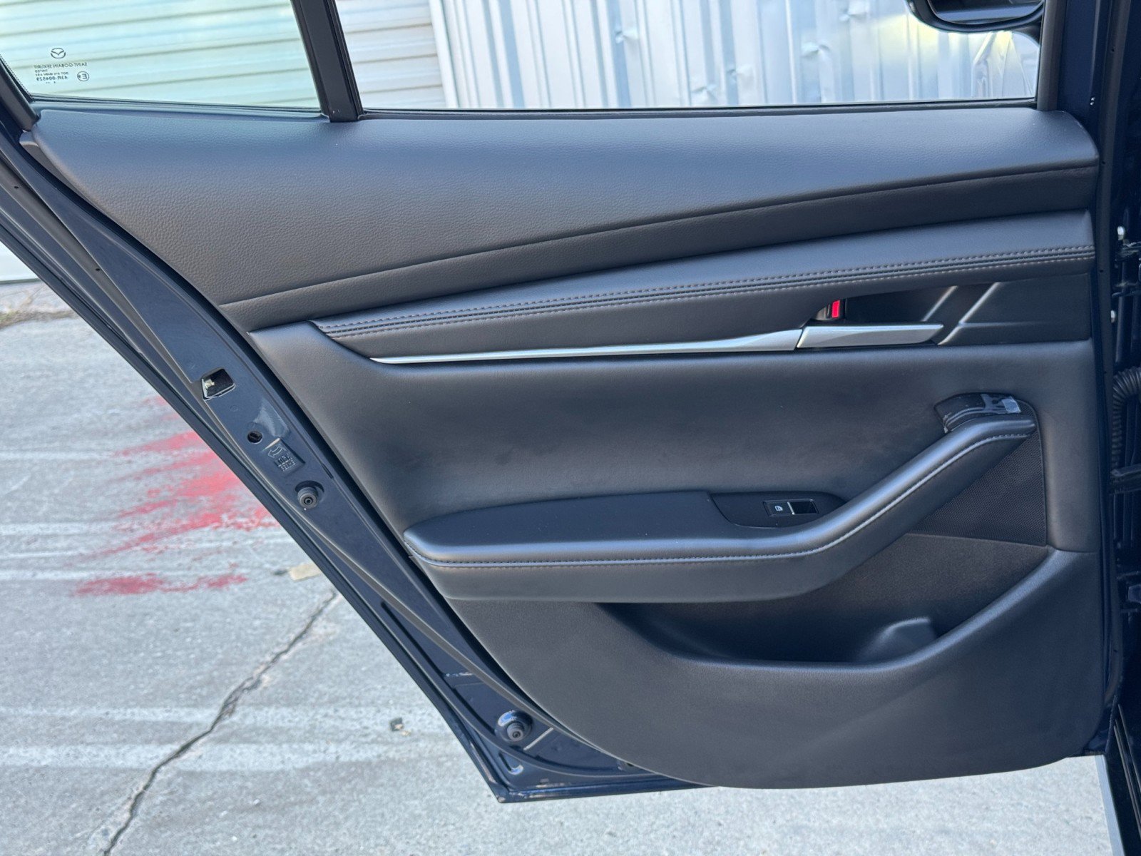 Used 2025 MAZDA MAZDA3 s image 39