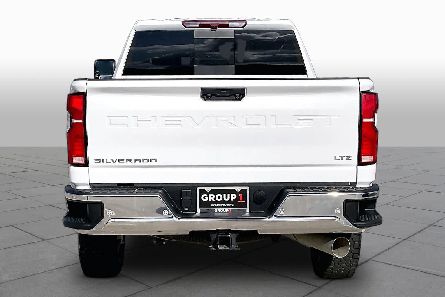 Certified 2025 Chevrolet Silverado 2500 LTZ w/ LTZ Convenience Package AWD/4WD image 5