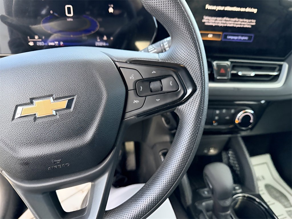Used 2025 Chevrolet TrailBlazer LT image 25