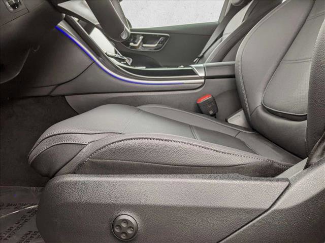 Certified 2025 Mercedes-Benz C 300 Sedan image 4
