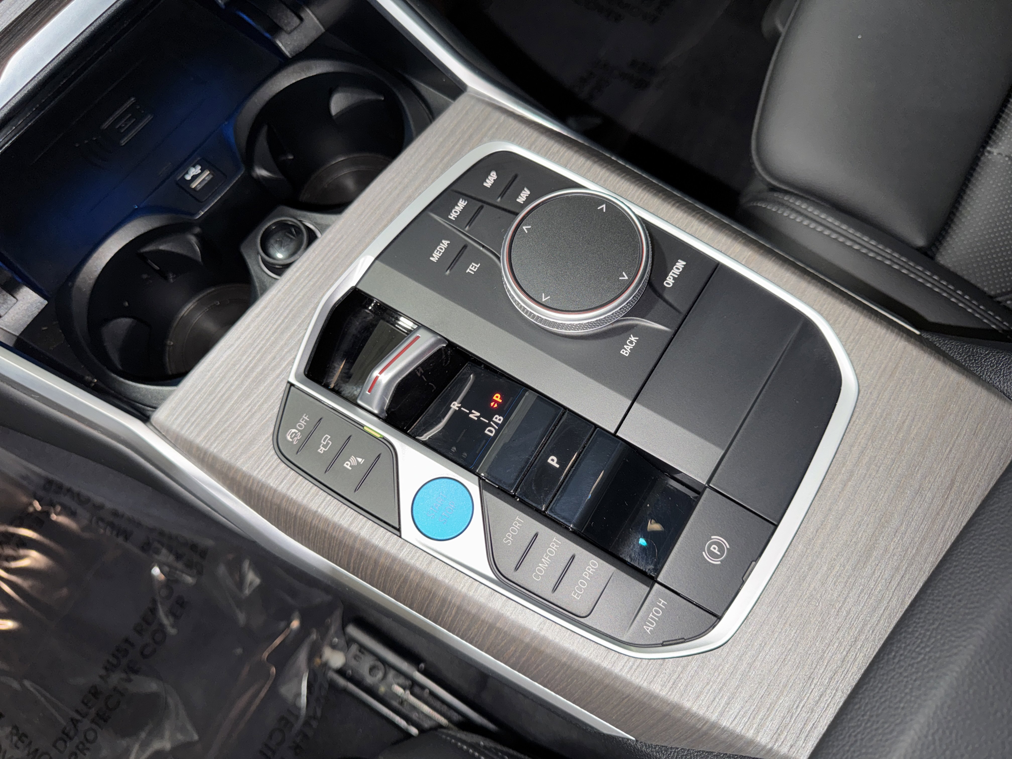 Used 2025 BMW i4 eDrive40 w/ Premium Package image 28