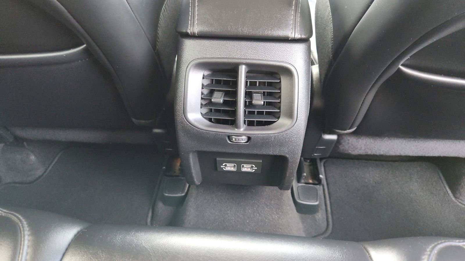 Used 2021 Jeep Cherokee Latitude Lux w/ Trailer Tow Group AWD/4WD image 20