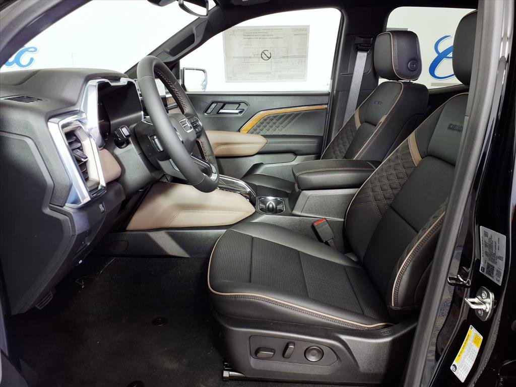 New 2026 GMC Canyon Denali image 19