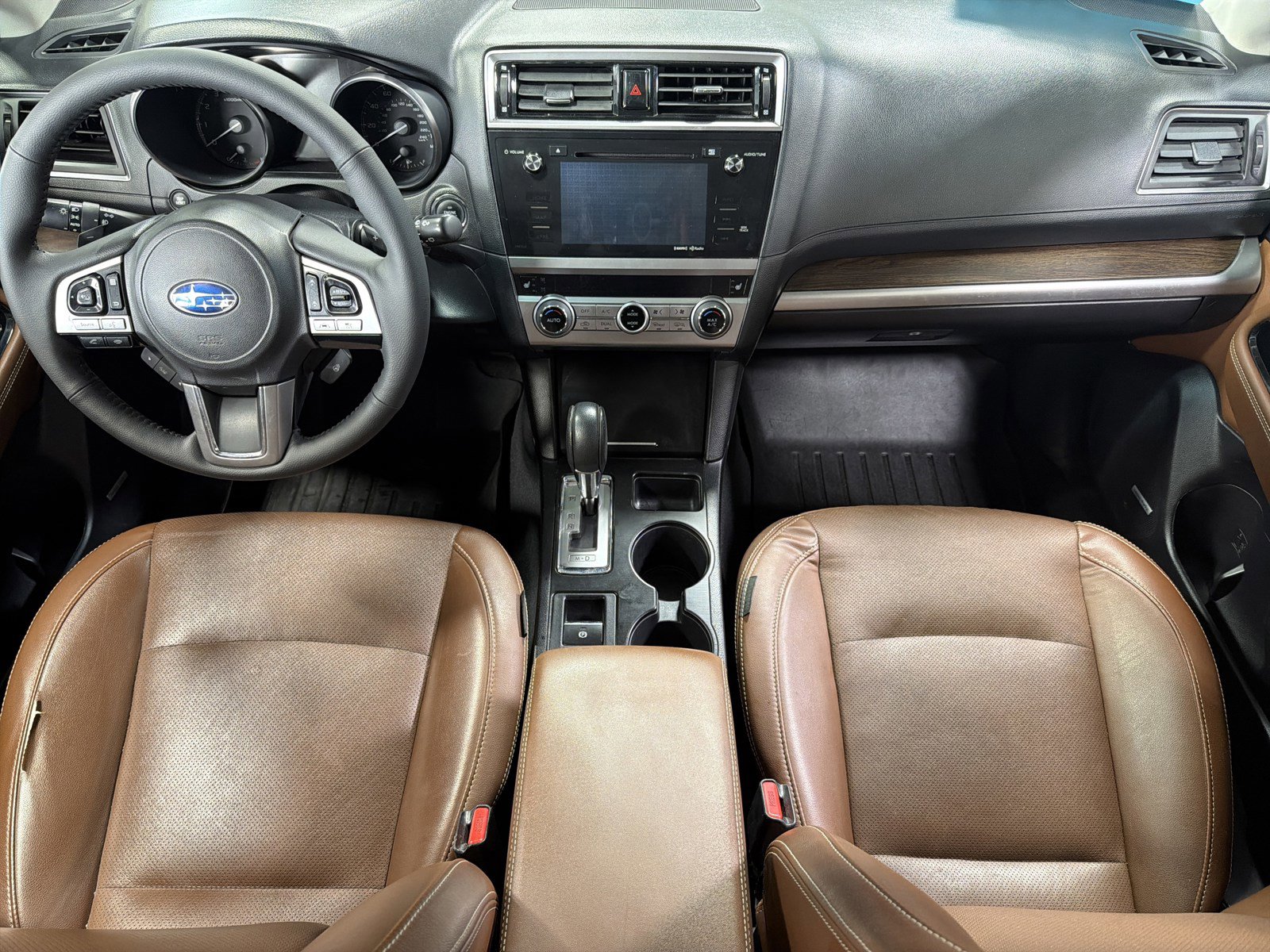 Used 2017 Subaru Outback 2.5i Touring w/ Popular Package #5A image 10