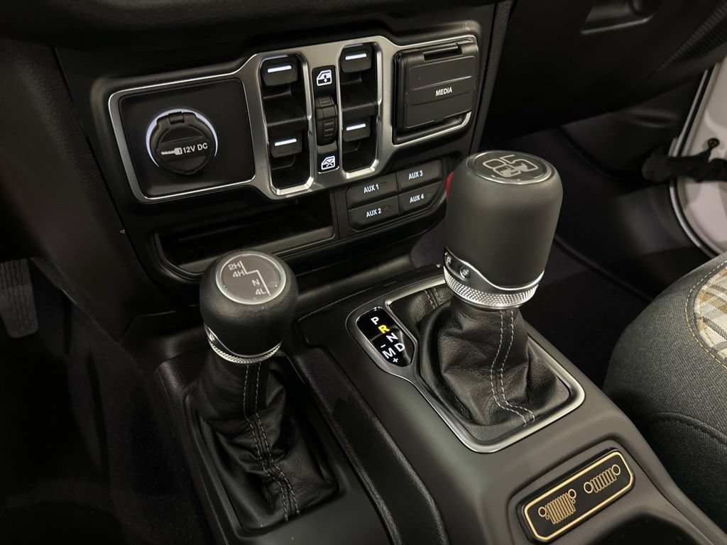 New 2026 Jeep Gladiator Sport AWD/4WD image 23