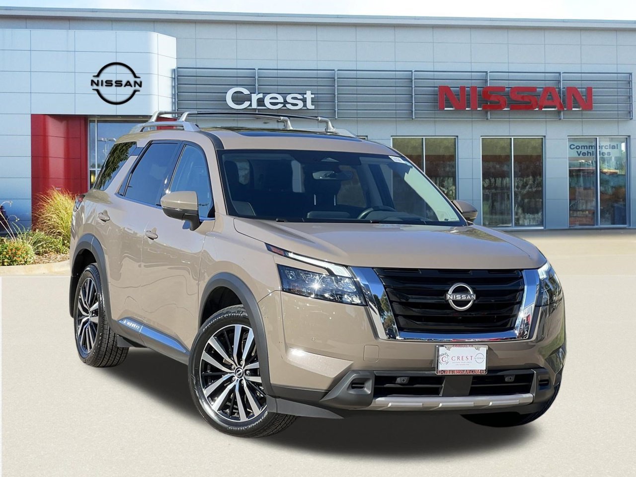 Used 2025 Nissan Pathfinder Platinum w/ Cargo Package