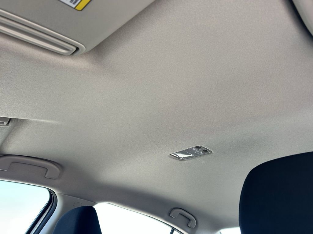 New 2025 Nissan Versa SV image 19