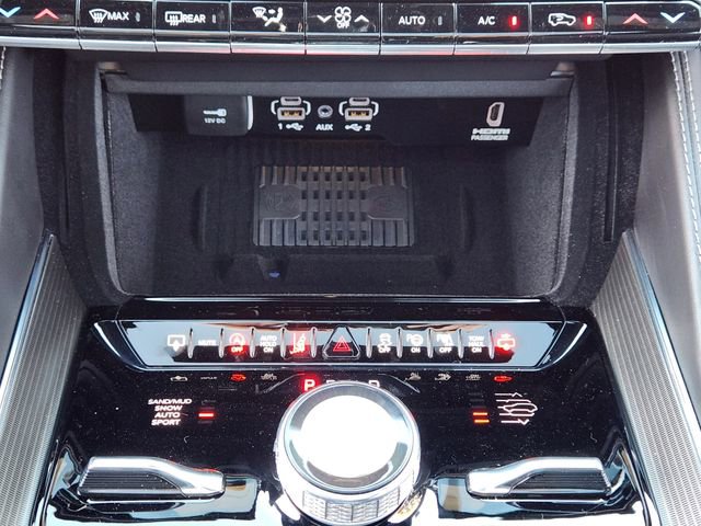 New 2026 Jeep Grand Wagoneer Summit w/ Premium Group III image 16
