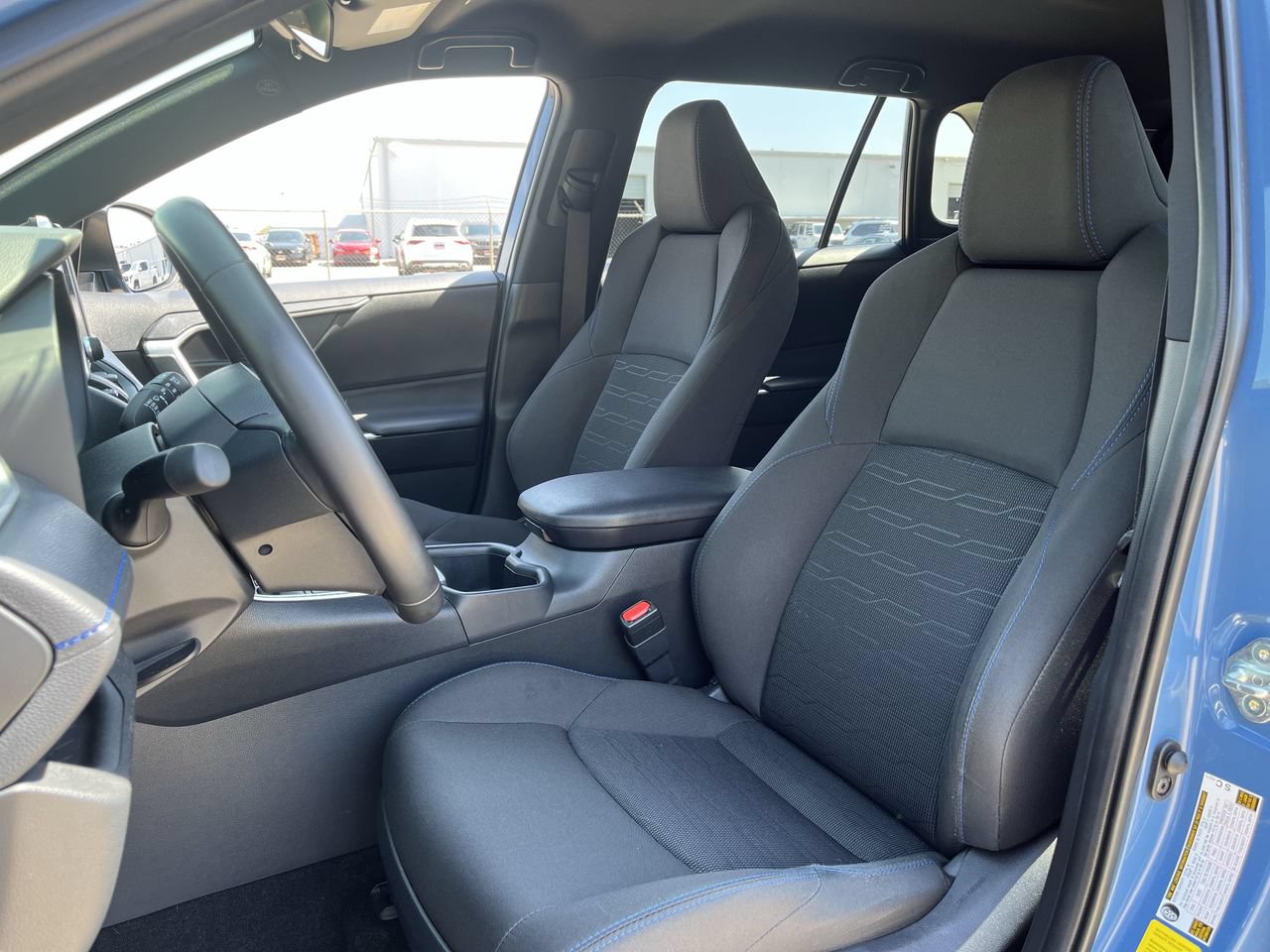 Used 2025 Toyota RAV4 SE AWD/4WD image 23