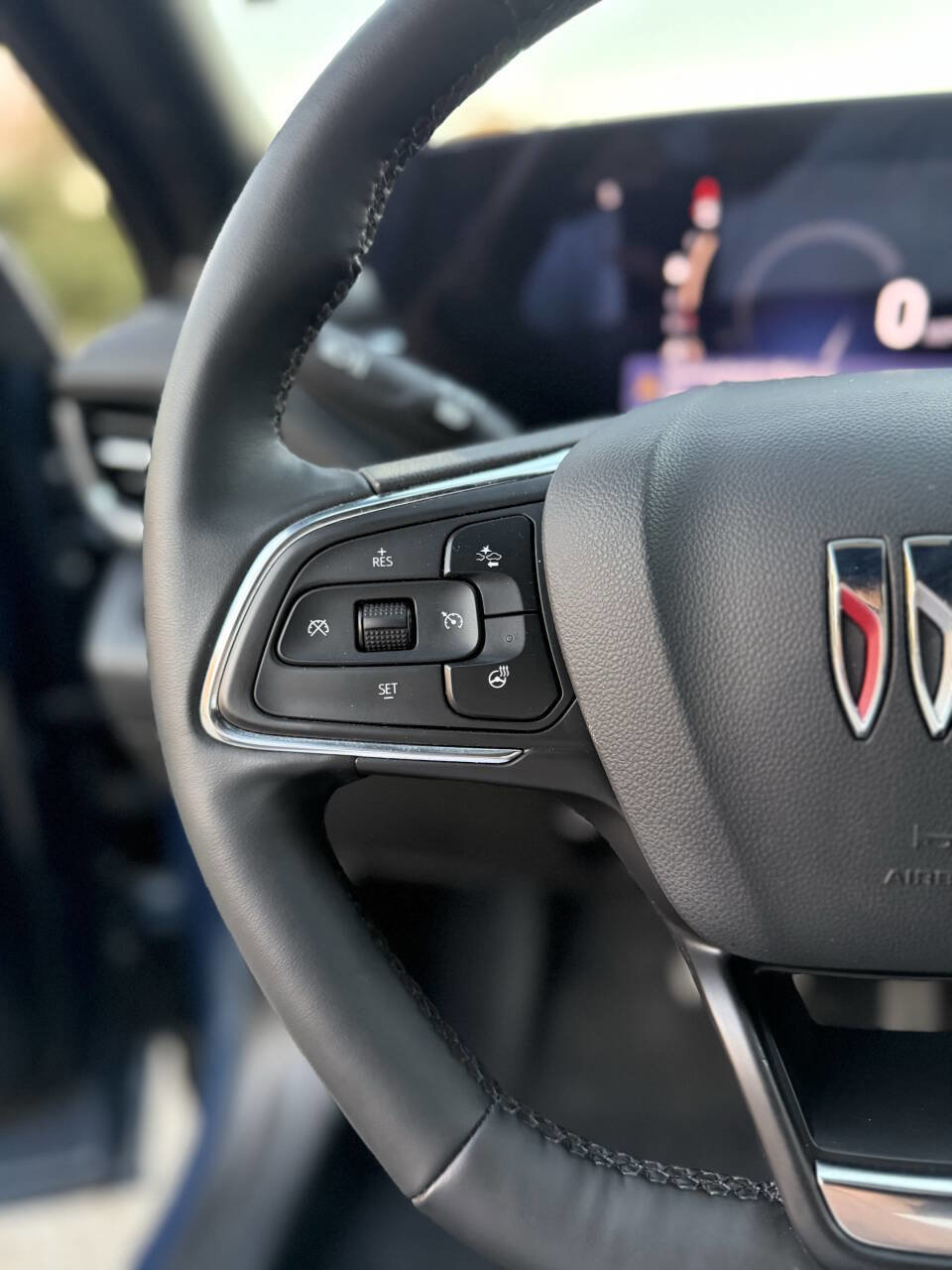 Used 2025 Buick Envista Sport Touring w/ Convenience I Package image 16