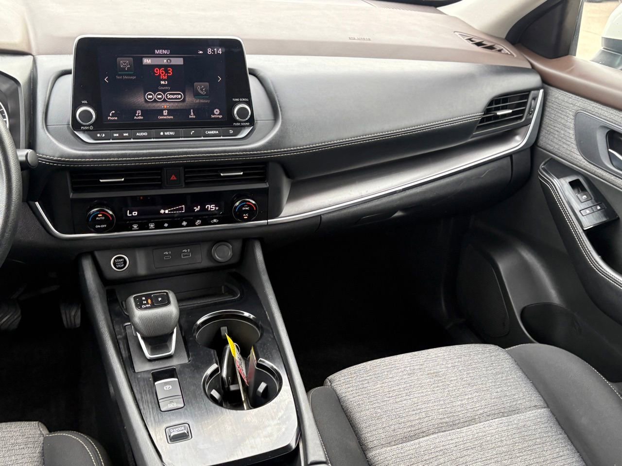 Certified 2023 Nissan Rogue SV FWD image 16