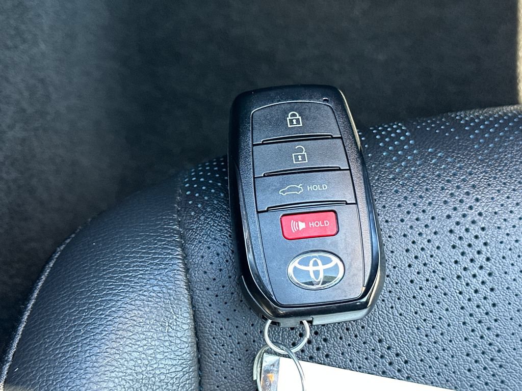 Used 2025 Toyota Camry XSE FWD image 41
