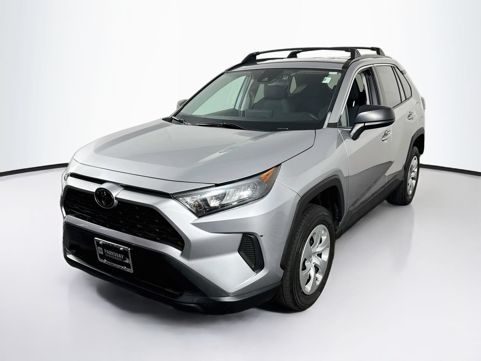 Certified 2020 Toyota RAV4 LE FWD image 3