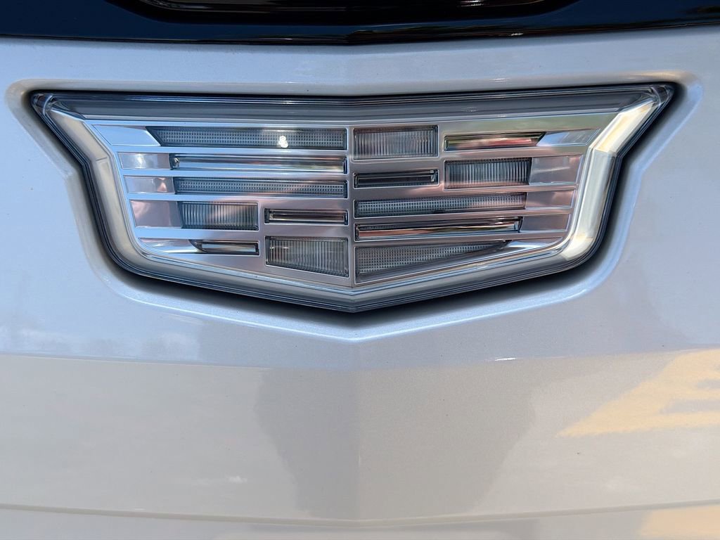 Certified 2025 Cadillac Optiq Sport 2 image 11