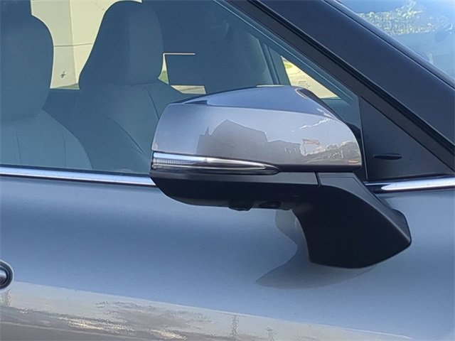 New 2026 Toyota Highlander Platinum image 12