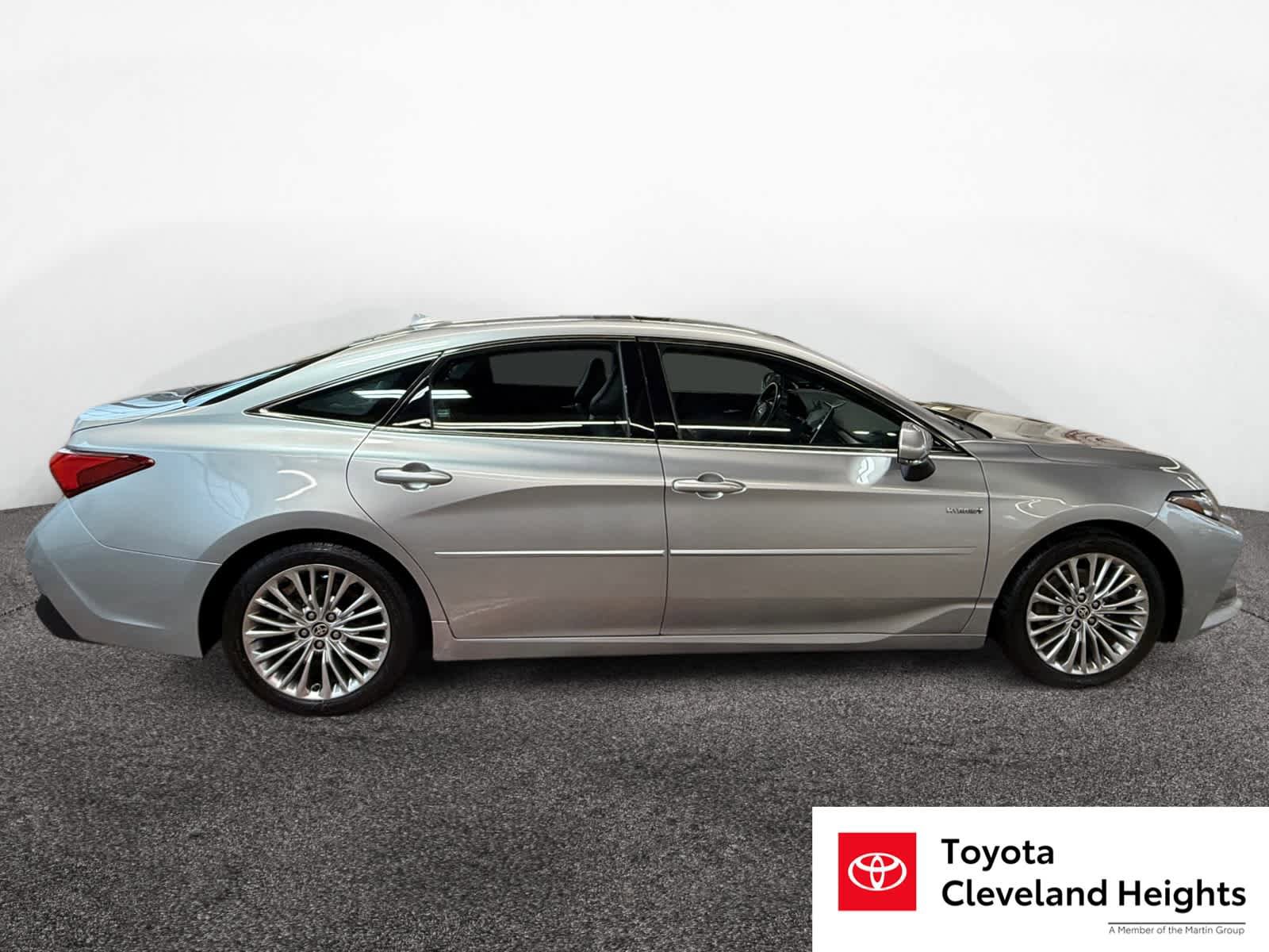 Used 2021 Toyota Avalon Limited w/ Advanced Safety Package image 6