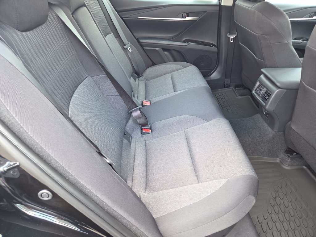 New 2026 Toyota Camry LE w/ Convenience Package FWD image 5