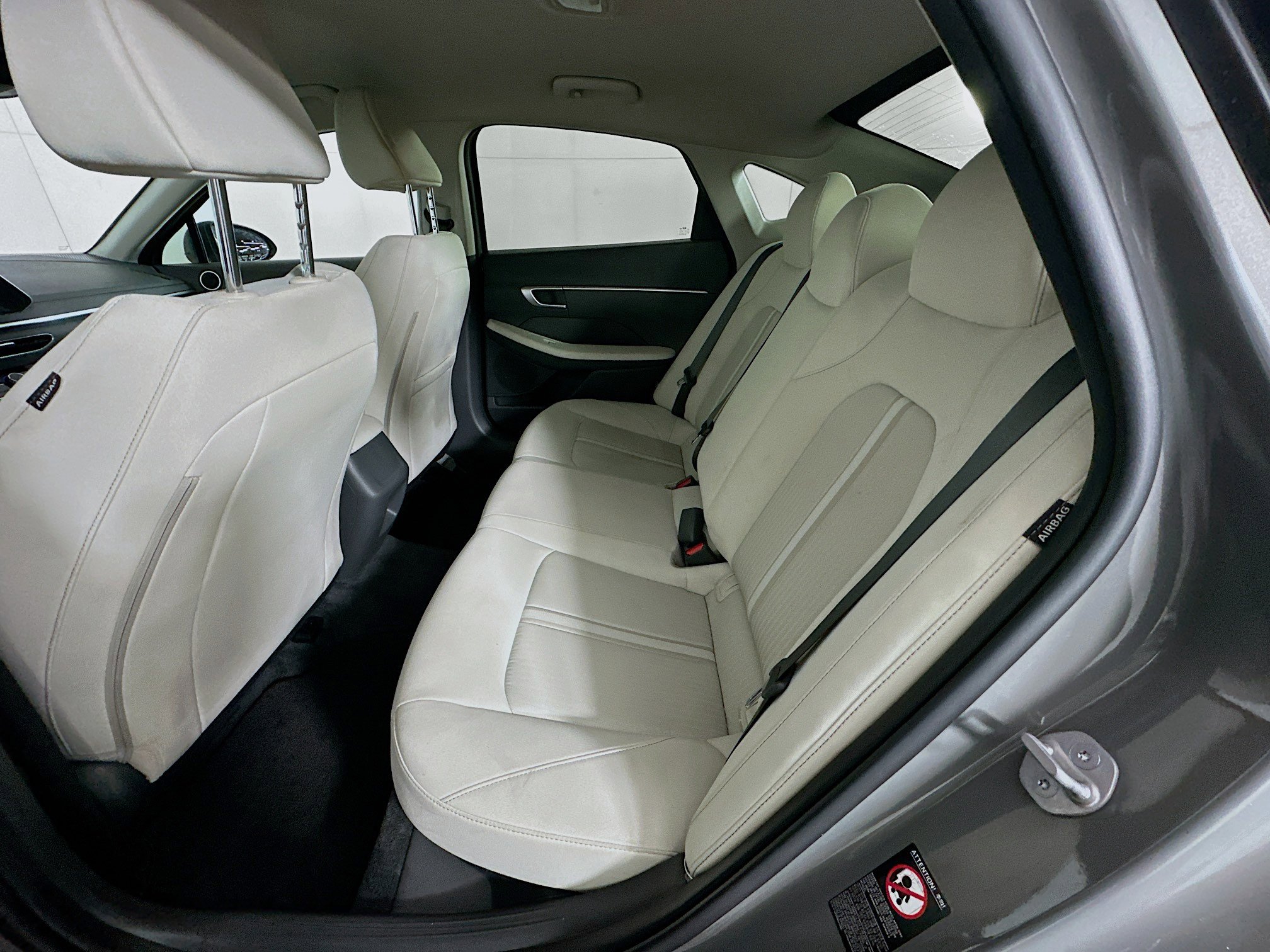 Used 2023 Hyundai Sonata SE w/ Cargo Package image 26