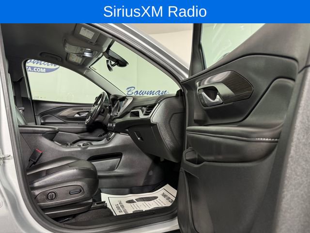 Used 2022 GMC Terrain SLT image 15