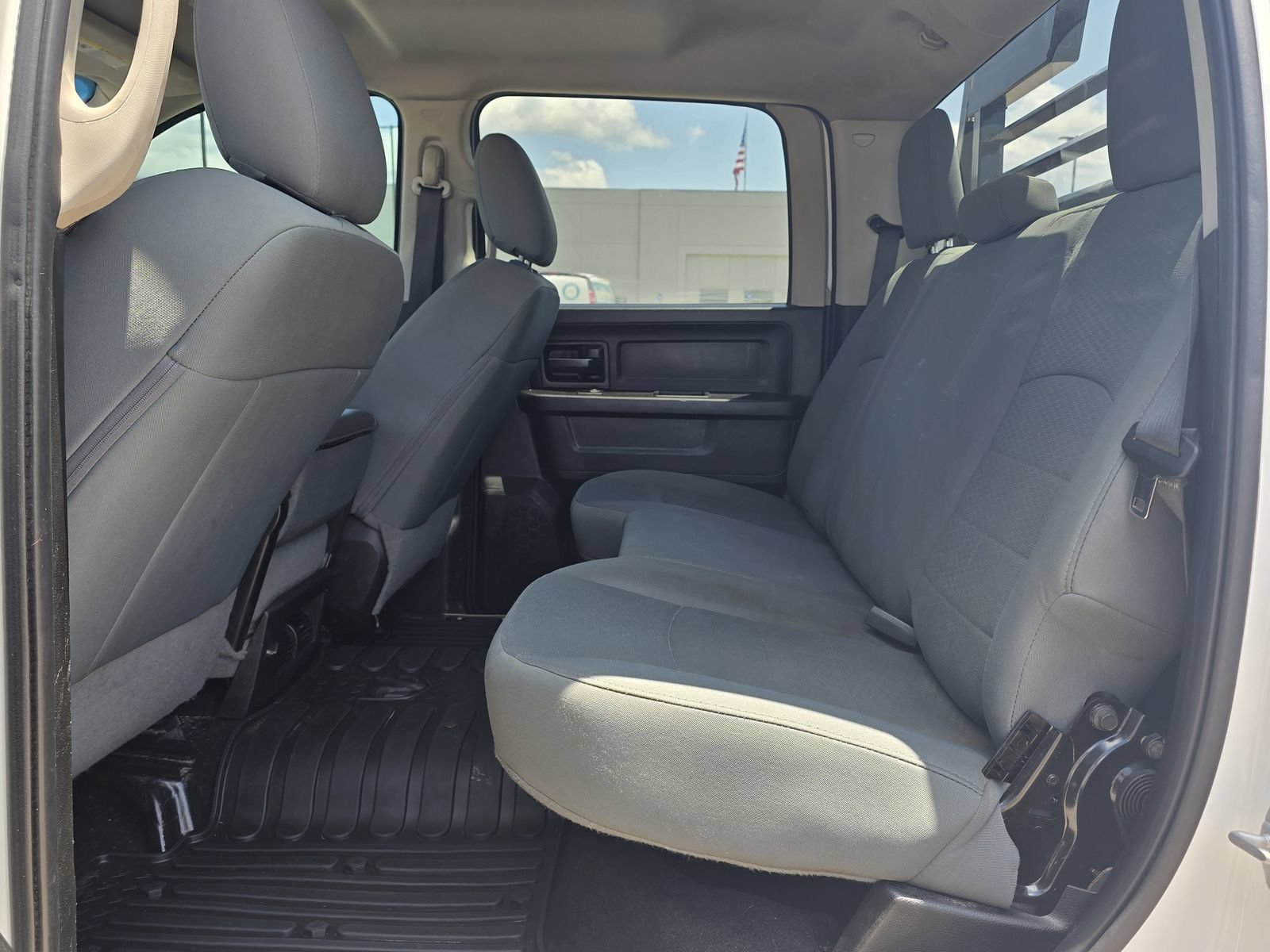Used 2018 RAM 3500 Tradesman w/ Chrome Appearance Group AWD/4WD image 24