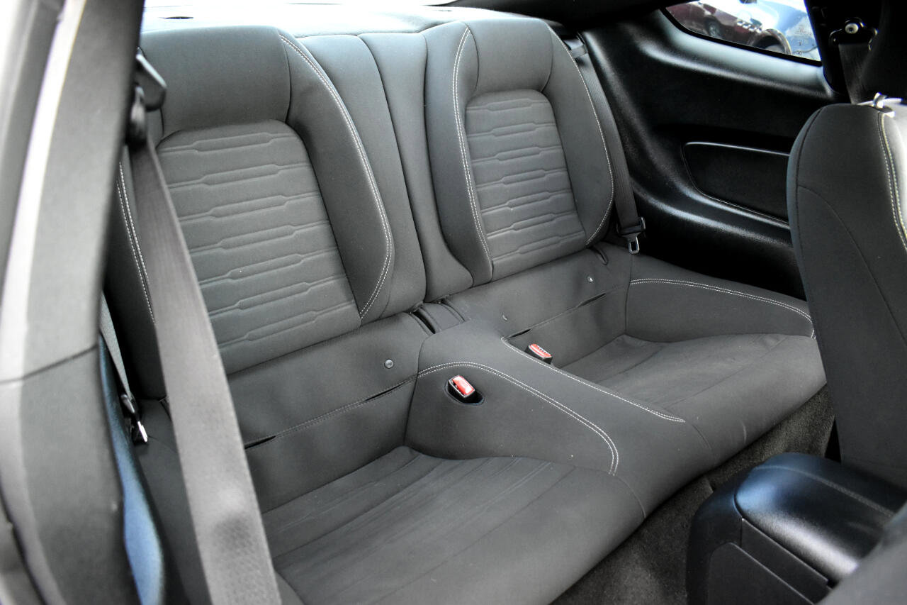 Used 2017 Ford Mustang GT image 27