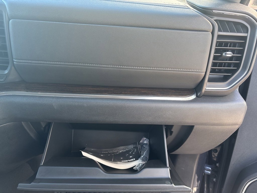 Used 2024 GMC Sierra 1500 Elevation image 23