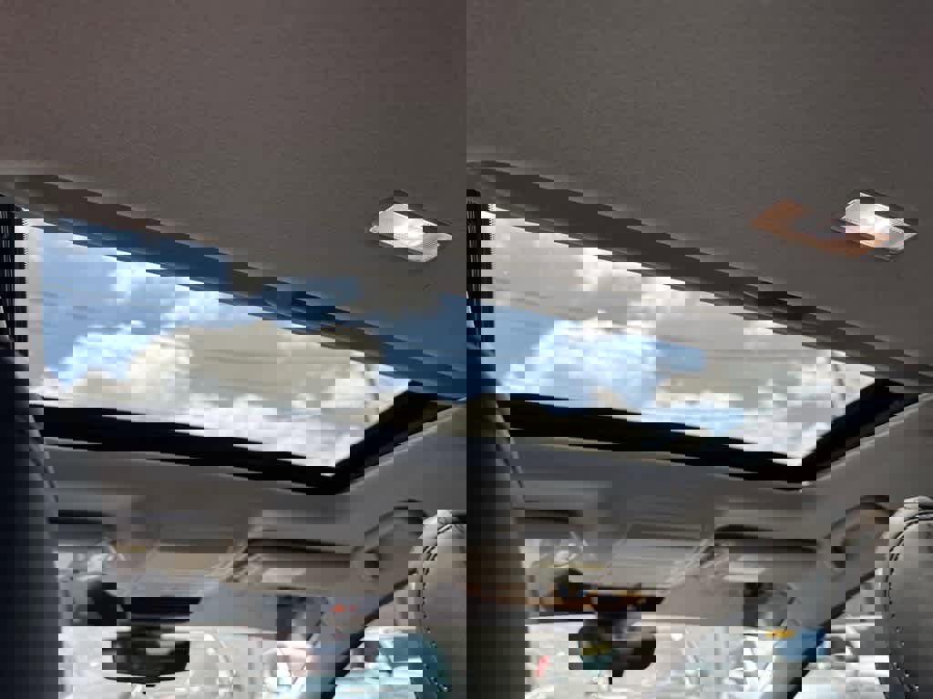 Used 2023 MAZDA MAZDA3 s image 11