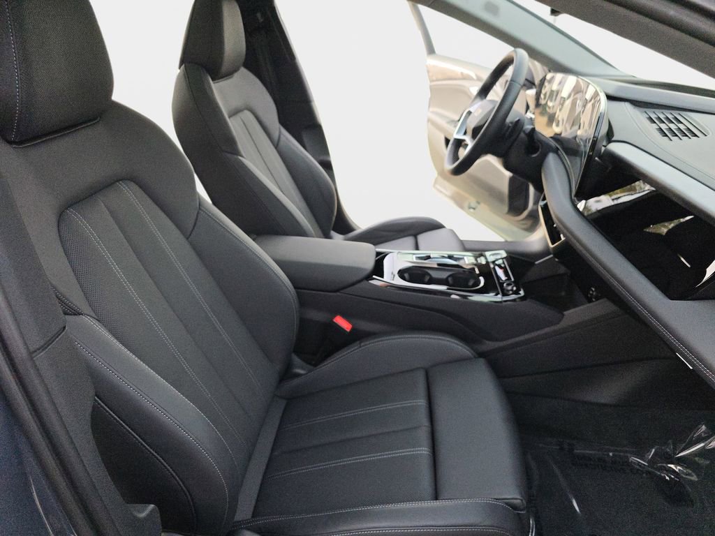 Certified 2025 Audi A6 e-tron Premium Plus w/ Premium Plus image 10