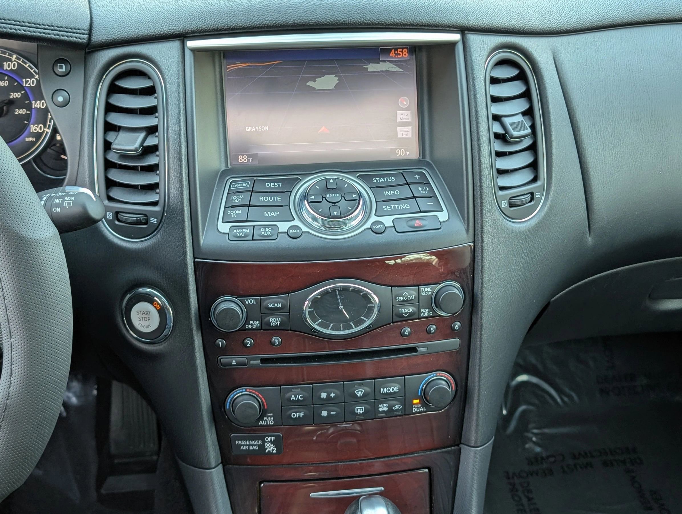 Used 2016 INFINITI QX50 AWD w/ Deluxe Touring Package image 28