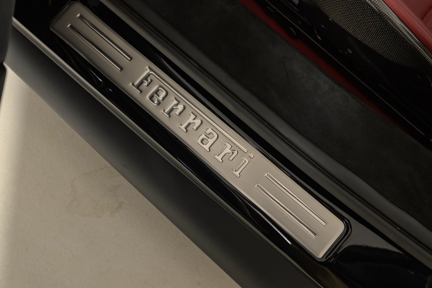 Used 2024 Ferrari 296 GTS RWD image 40