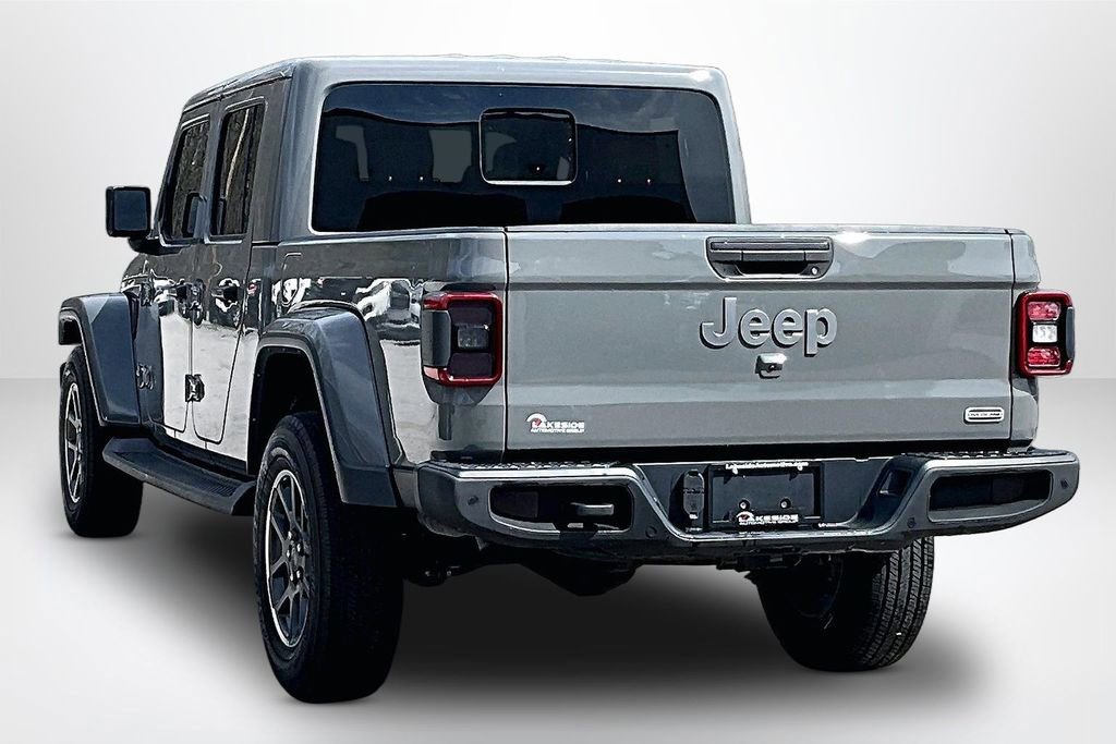 Used 2022 Jeep Gladiator Overland w/ Cold Weather Group AWD/4WD image 4