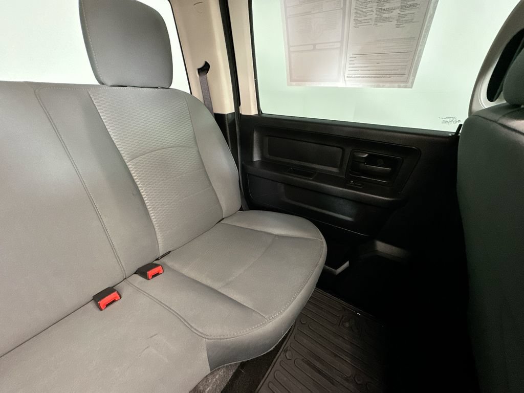 Used 2016 RAM 2500 Tradesman w/ Chrome Appearance Group AWD/4WD image 14
