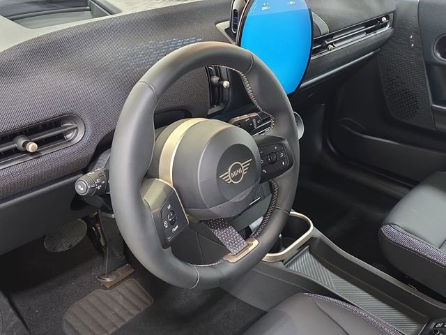 Certified 2025 MINI Cooper S FWD image 11
