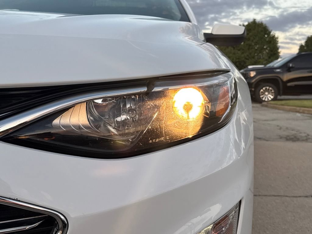 Used 2024 Chevrolet Malibu LT image 10