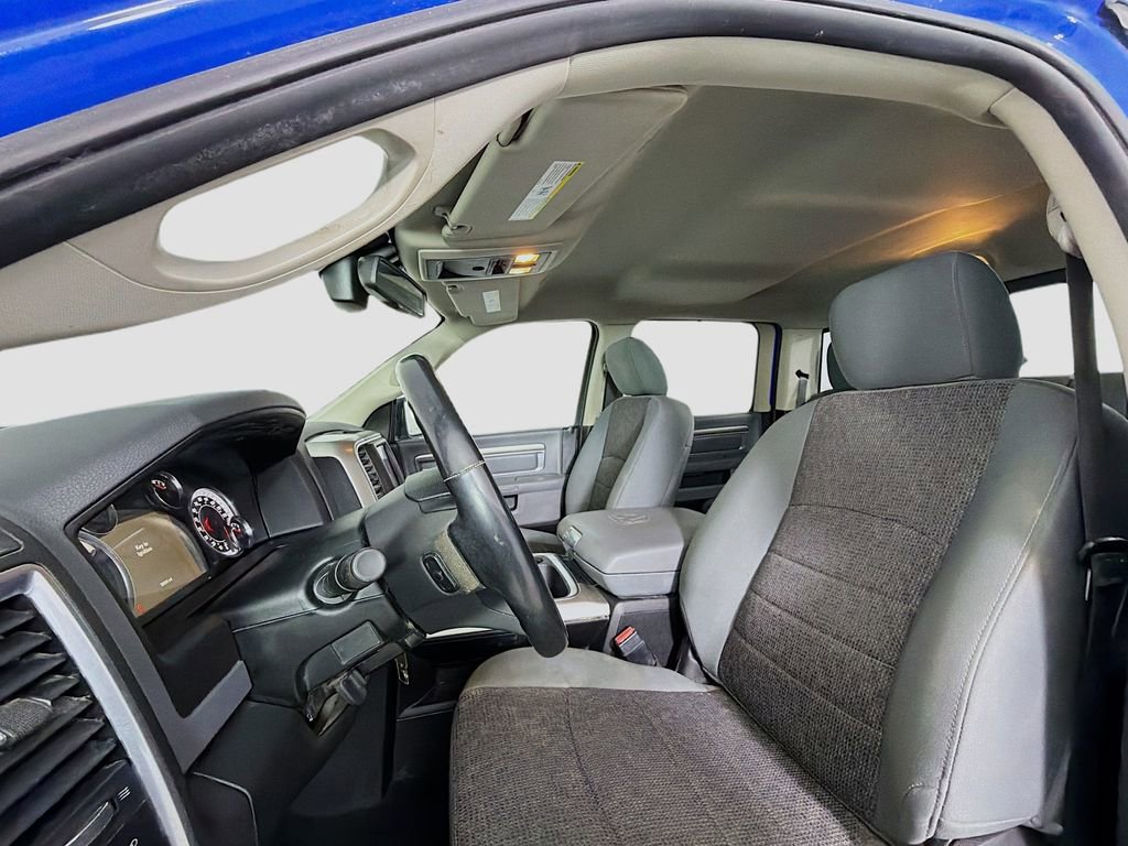 Used 2018 RAM 1500 SLT image 13