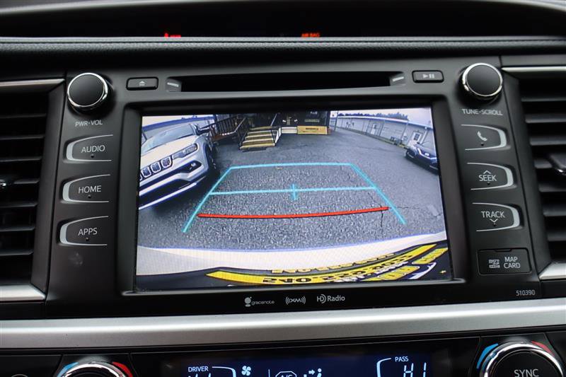 Used 2019 Toyota Highlander AWD V6 image 21