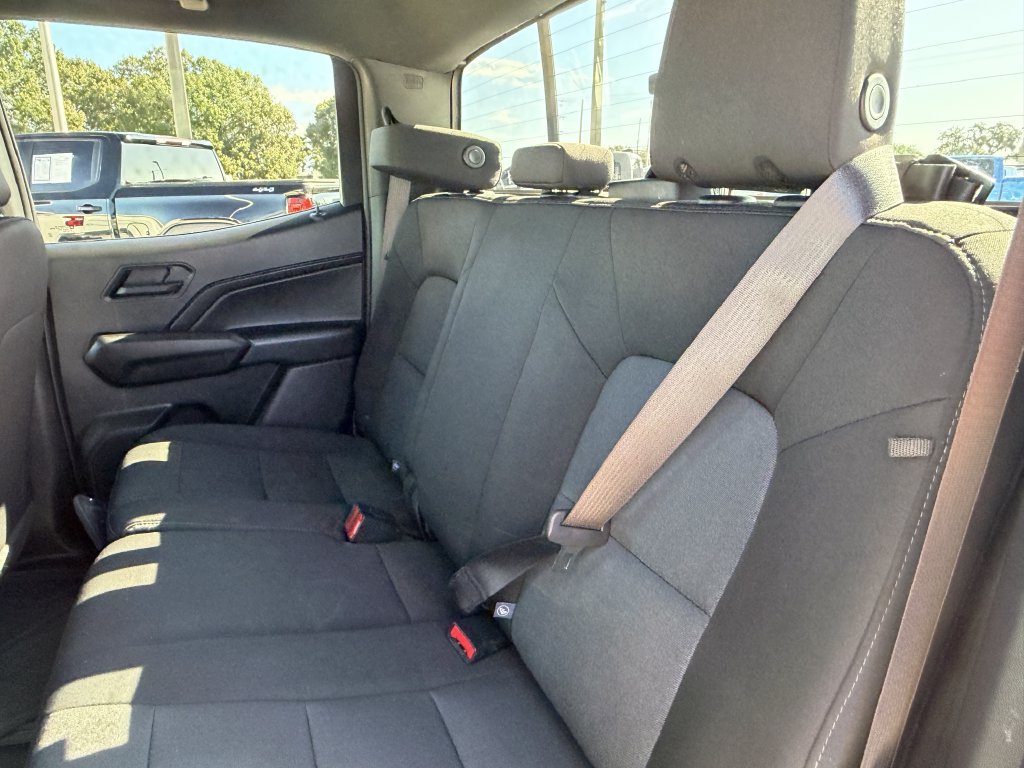Used 2026 Chevrolet Colorado W/T RWD image 19