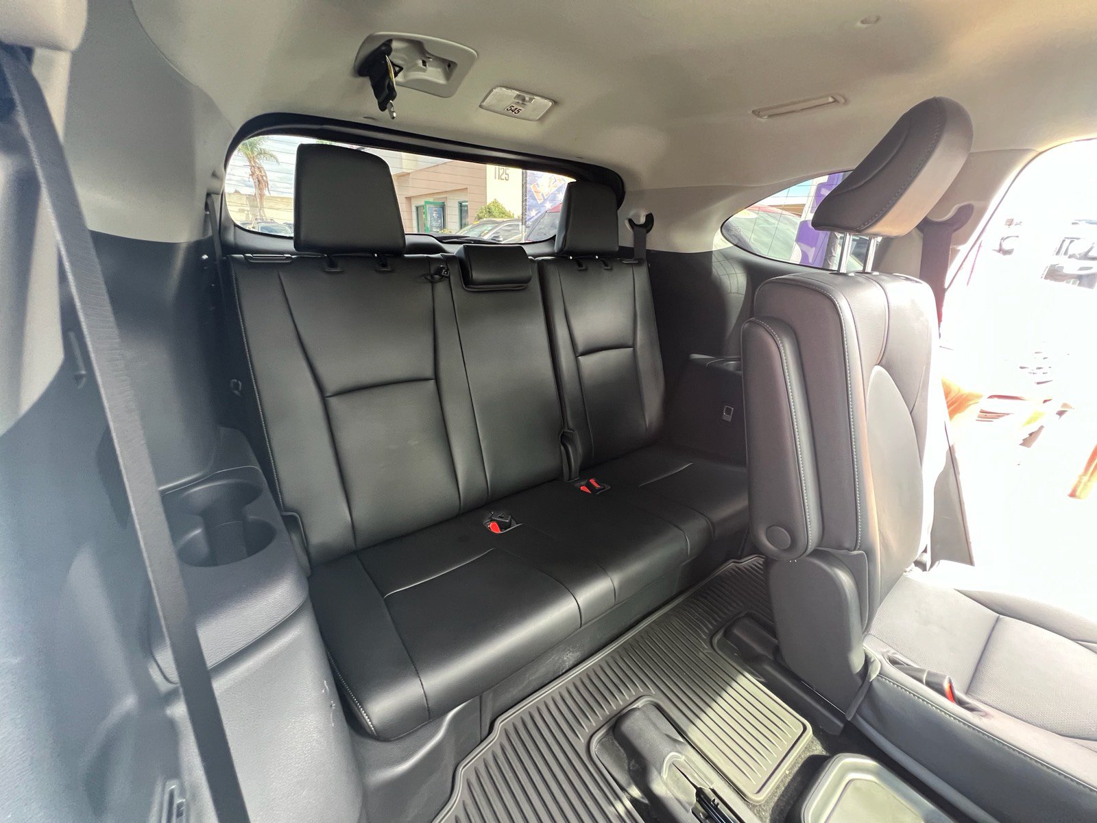 Used 2023 Toyota Highlander Limited FWD image 44